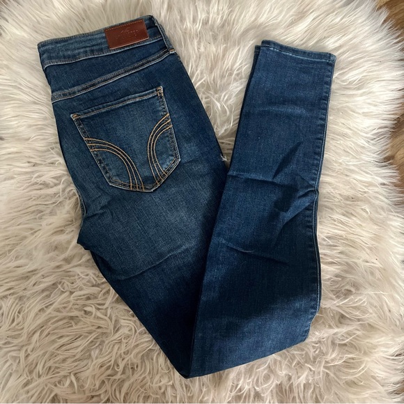 Dark wash skinny jeans - Picture 3 of 7